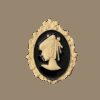 image_343 Gouden & zwarte camee broche