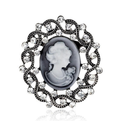 image_350 Betoverende camee broche