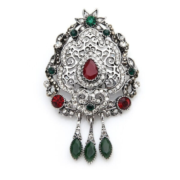 image_437 Broche met parels in medusa-stijl