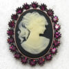 image_456 Broche met zwart-witte camee