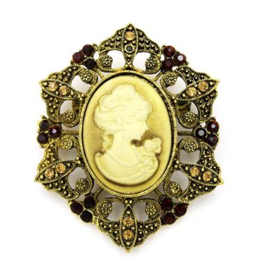 image_467 Chique vintage camee broche